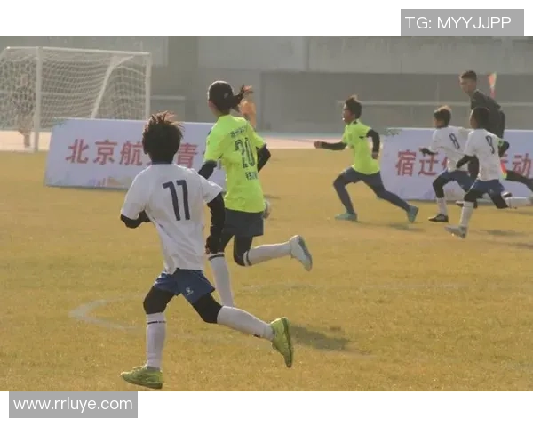 星辉宏驰U13足球队崛起：青训新星闪耀赛场 力争未来职业足球舞台